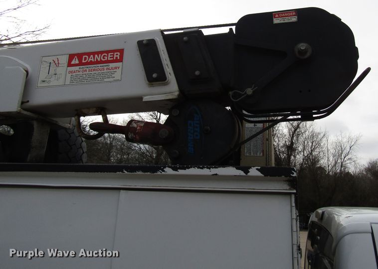 image for item DH8374 2011 Ford F550 service truck