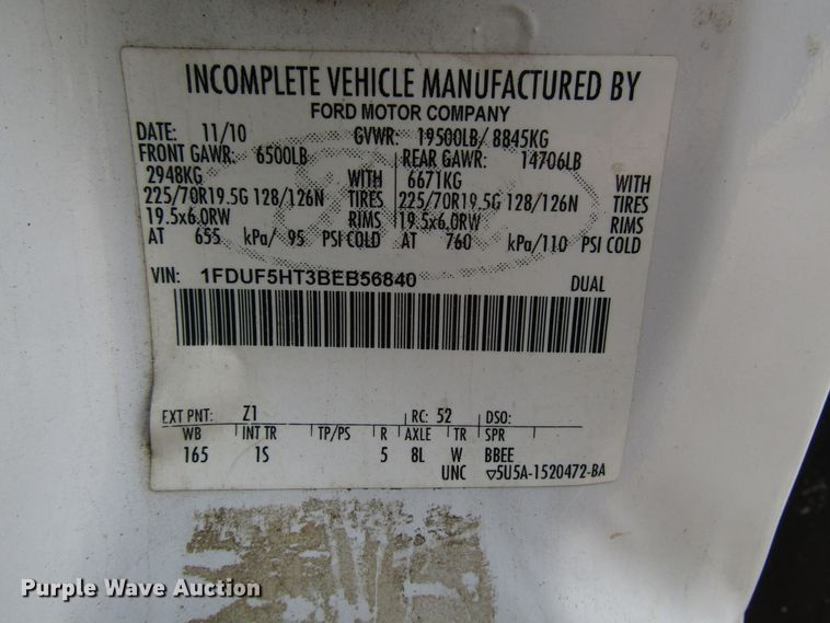 image for item DH8374 2011 Ford F550 service truck