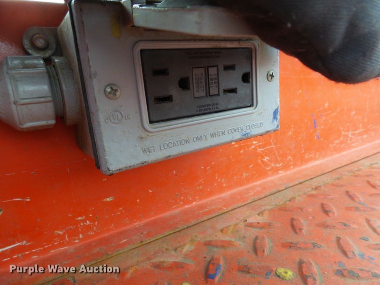 image for item EF9561 Skyjack SJIII 4632 scissor lift