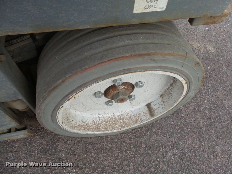 image for item EF9561 Skyjack SJIII 4632 scissor lift