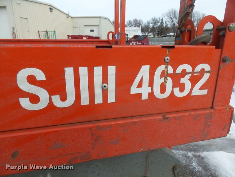 image for item EF9561 Skyjack SJIII 4632 scissor lift