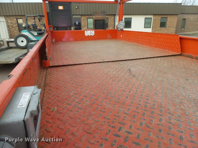 image for item EF9575 Skyjack SJIII 4632 scissor lift