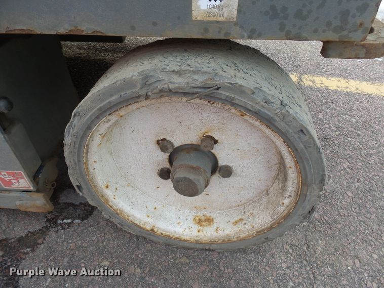 image for item EF9575 Skyjack SJIII 4632 scissor lift