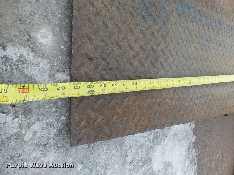 image for item EF9577 2011 M&S 60X12UT utility trailer