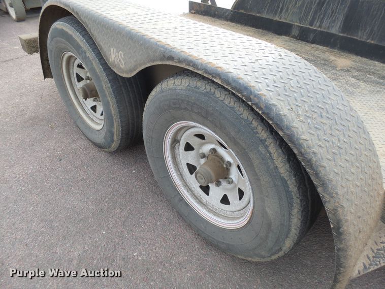 image for item EF9578 2019 M&S 5X12 utility trailer