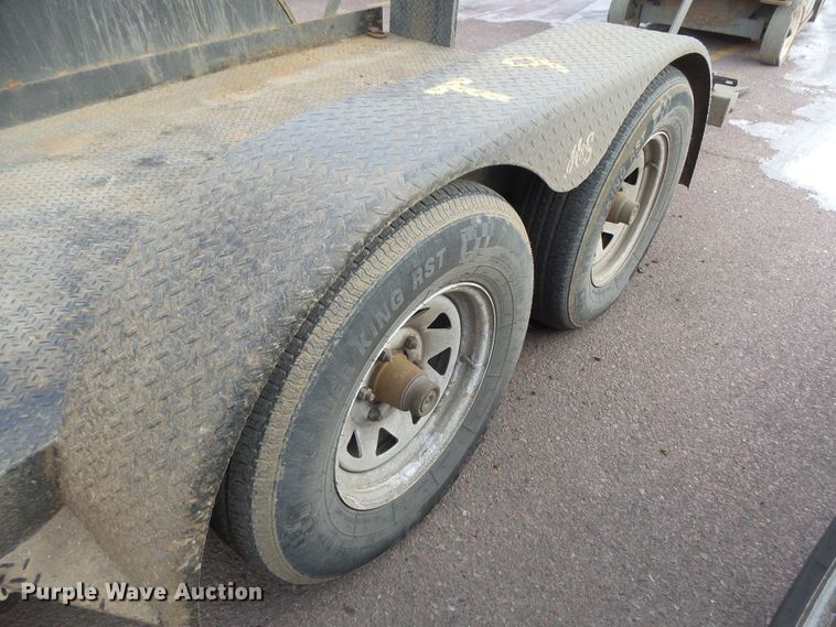 image for item EF9578 2019 M&S 5X12 utility trailer