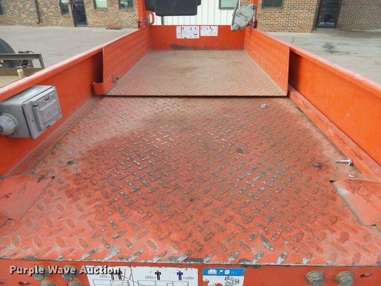 image for item EF9579 2016 Skyjack SJIII 3219 scissor lift