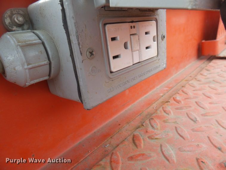 image for item EF9579 2016 Skyjack SJIII 3219 scissor lift