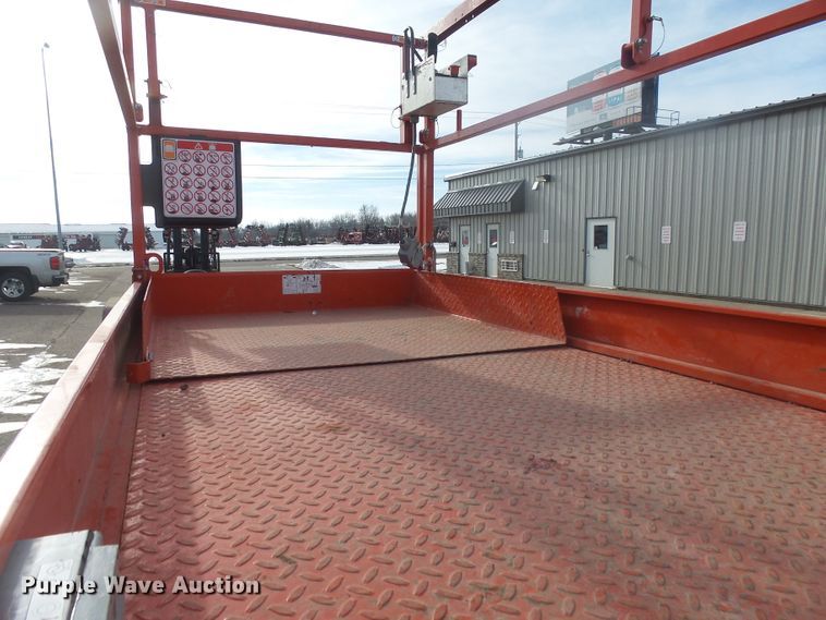 image for item EF9606 2018 Skyjack SJIII 4740 scissor lift