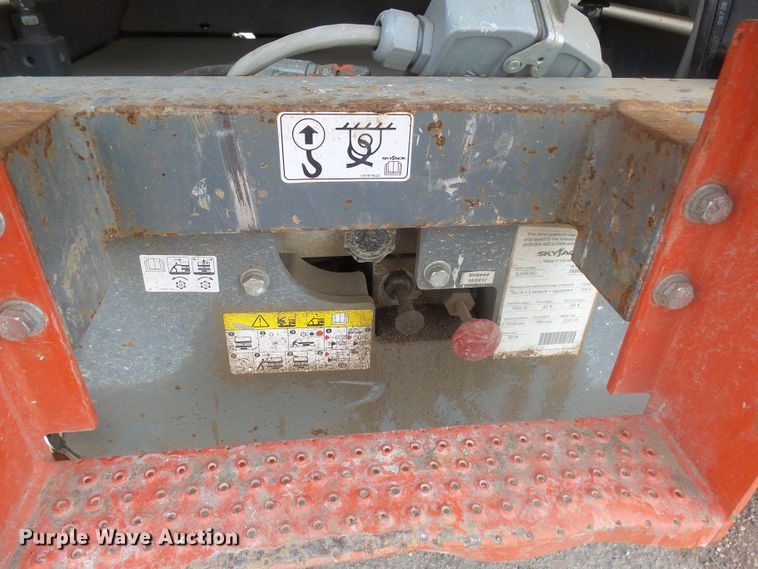 image for item EF9606 2018 Skyjack SJIII 4740 scissor lift