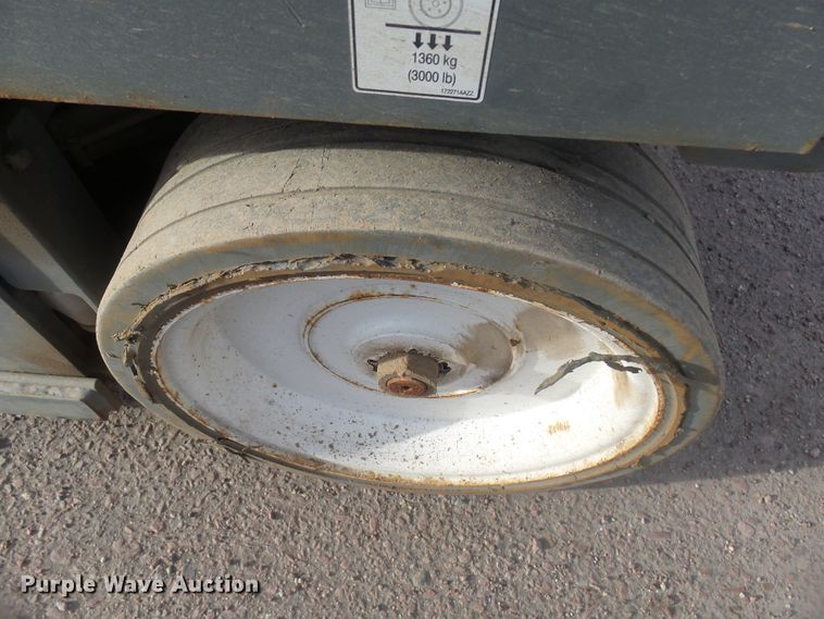 image for item EF9606 2018 Skyjack SJIII 4740 scissor lift