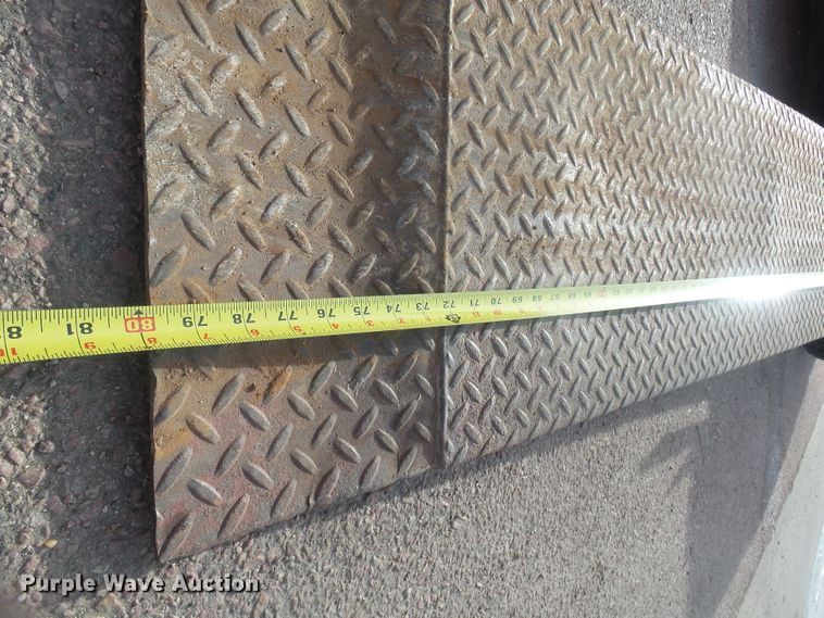 image for item EF9607 2010 M&S 6X12 utility trailer