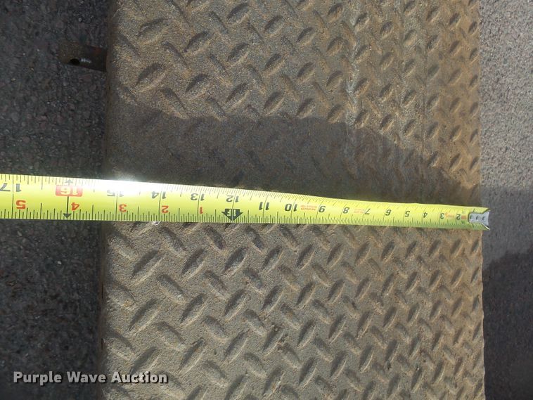 image for item EF9607 2010 M&S 6X12 utility trailer