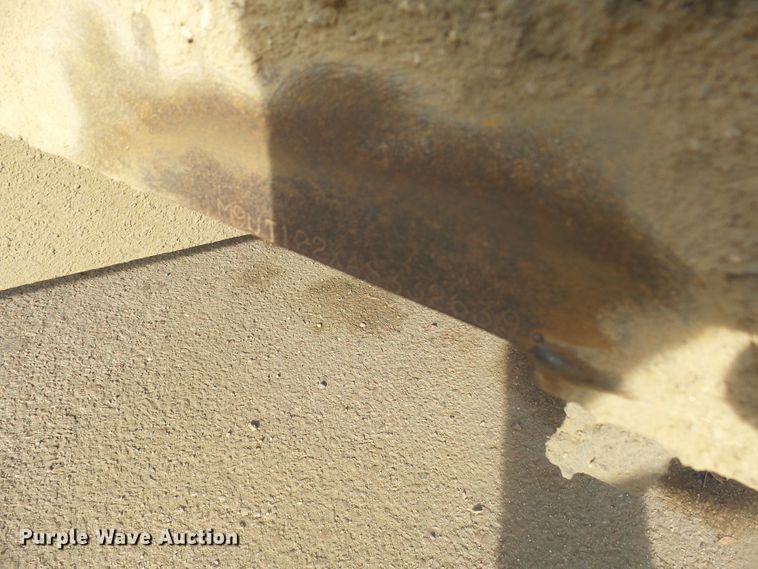 image for item EF9607 2010 M&S 6X12 utility trailer