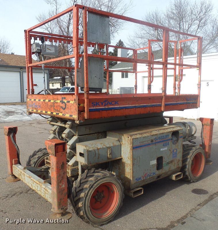 image for item EF9608 Skyjack SJ6826RT scissor lift