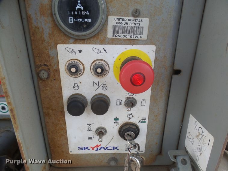 image for item EF9608 Skyjack SJ6826RT scissor lift