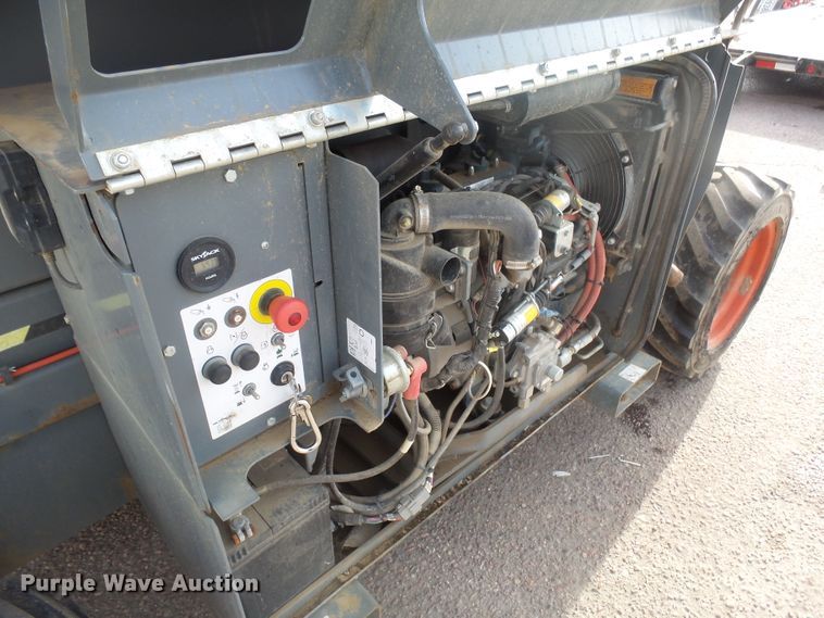 image for item EF9611 2018 Skyjack SJ6832RT scissor lift