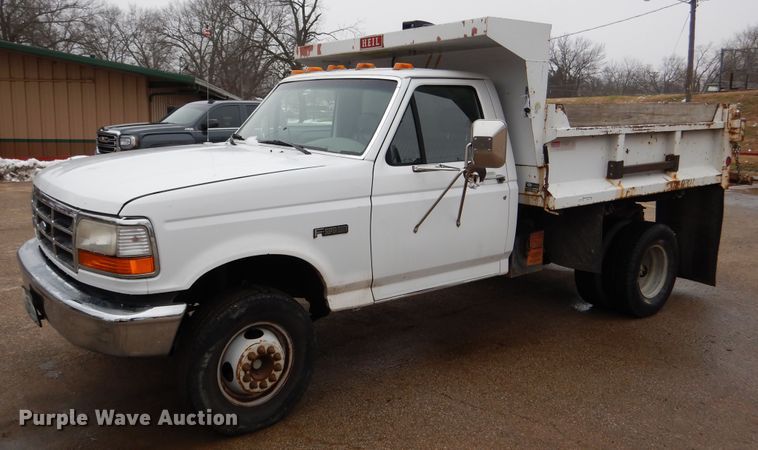 image for item EK9139 1995 Ford F450 Super Duty dump truck