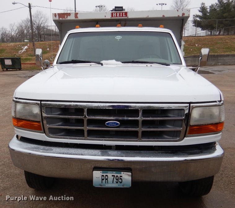 image for item EK9139 1995 Ford F450 Super Duty dump truck