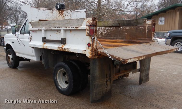 image for item EK9139 1995 Ford F450 Super Duty dump truck