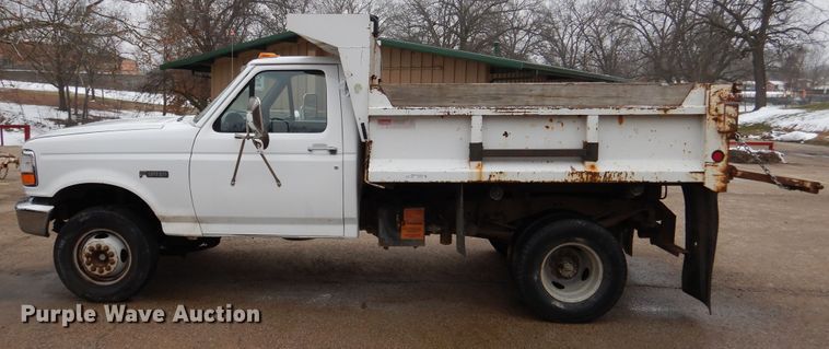 image for item EK9139 1995 Ford F450 Super Duty dump truck