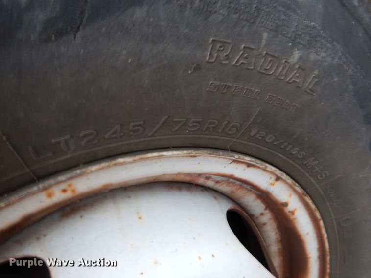 image for item EK9139 1995 Ford F450 Super Duty dump truck