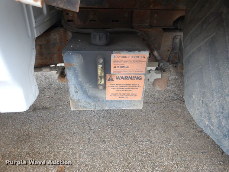 image for item EK9139 1995 Ford F450 Super Duty dump truck