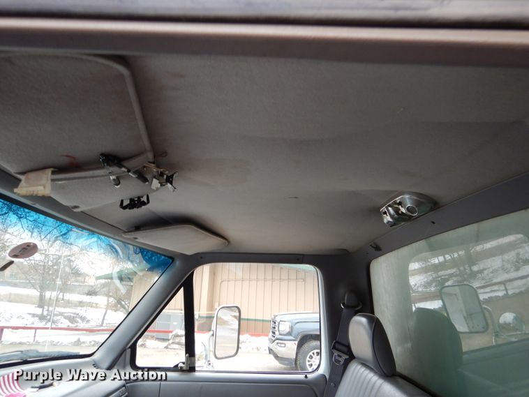 image for item EK9139 1995 Ford F450 Super Duty dump truck