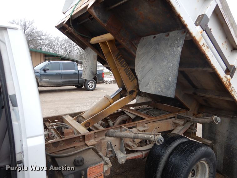 image for item EK9139 1995 Ford F450 Super Duty dump truck