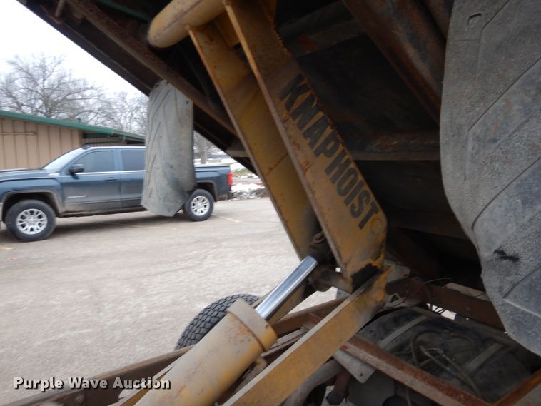 image for item EK9139 1995 Ford F450 Super Duty dump truck