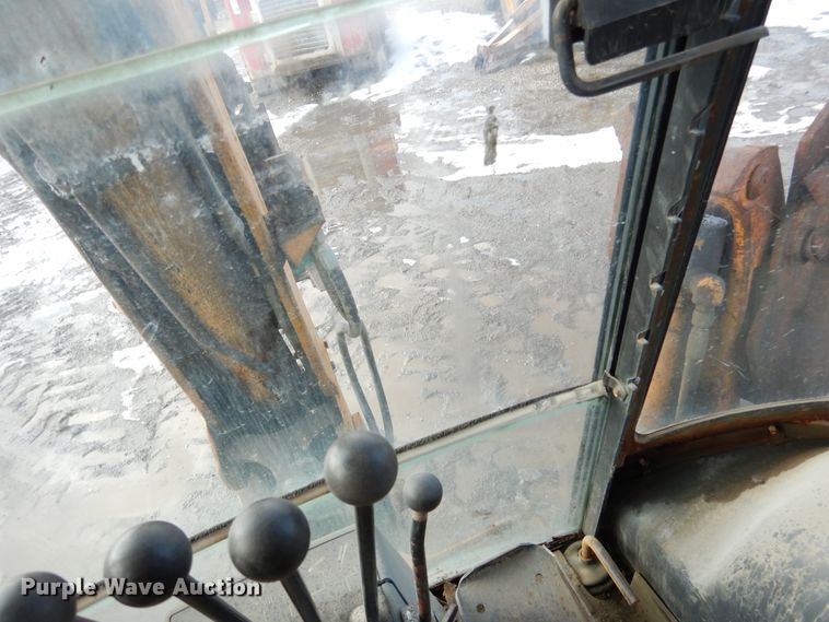 image for item EK9144 1995 Case 580 Super L backhoe