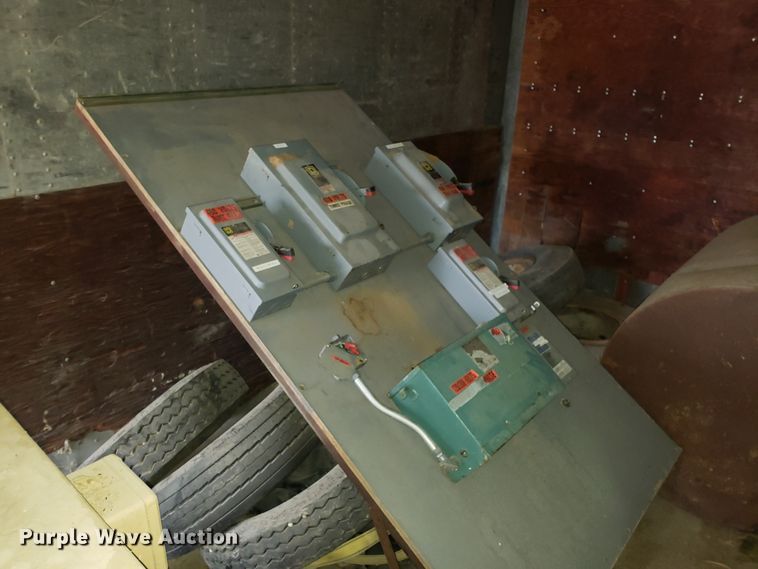 image for item EL9777 Cummins generator