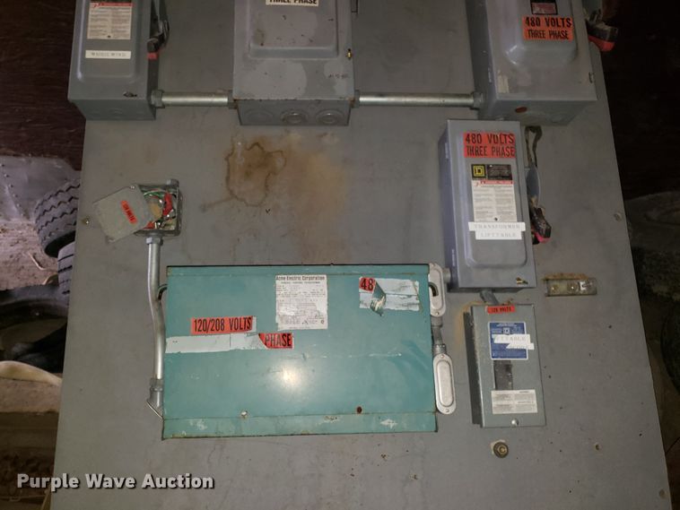 image for item EL9777 Cummins generator