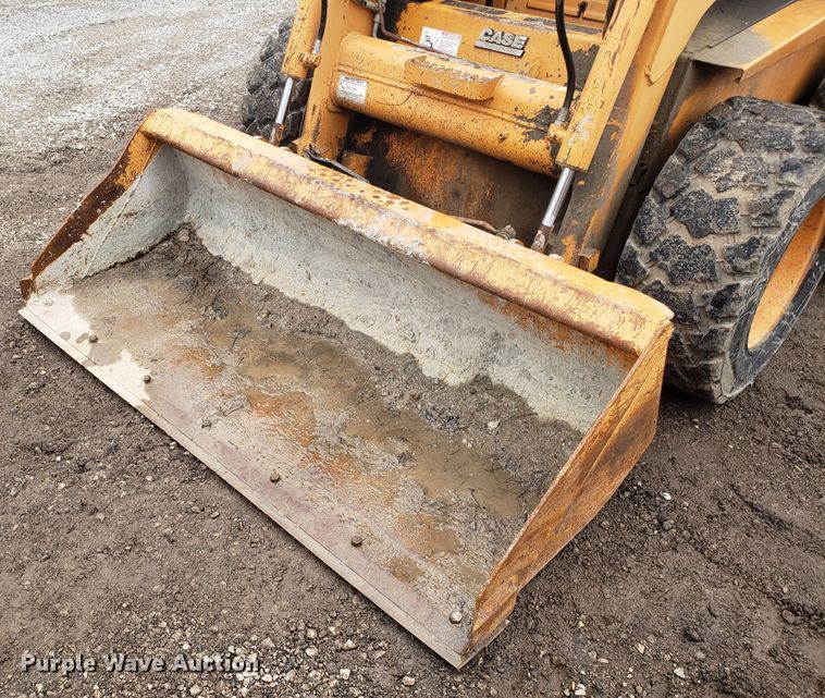 image for item EL9783 2001 Case 1845C skid steer