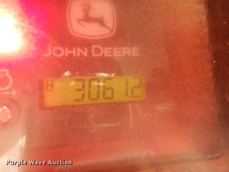 image for item ER9837 2000 John Deere 270 skid steer