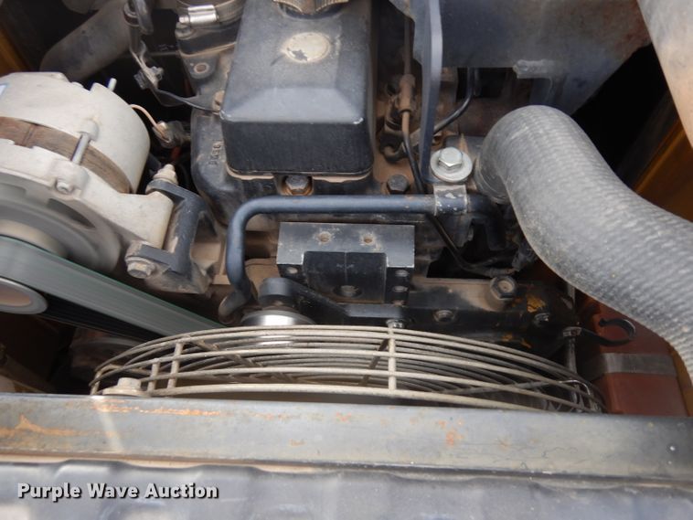 image for item ER9837 2000 John Deere 270 skid steer