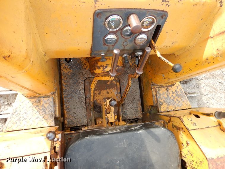 image for item ES9503 John Deere 450 track loader