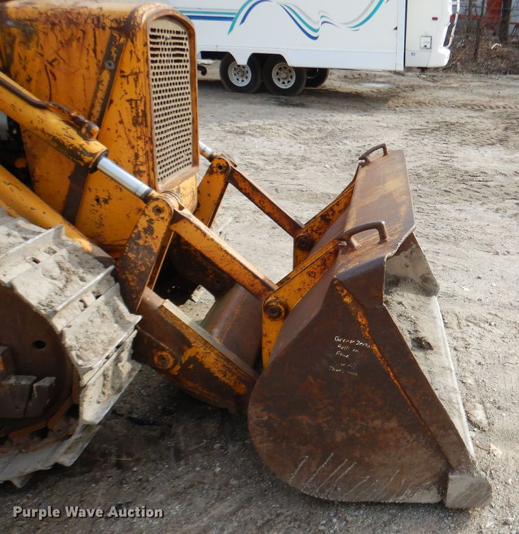 image for item ES9503 John Deere 450 track loader