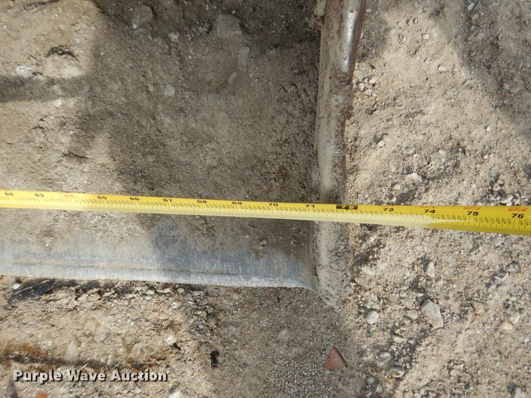 image for item ES9503 John Deere 450 track loader