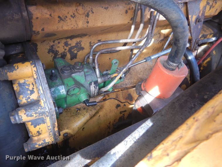 image for item ES9503 John Deere 450 track loader