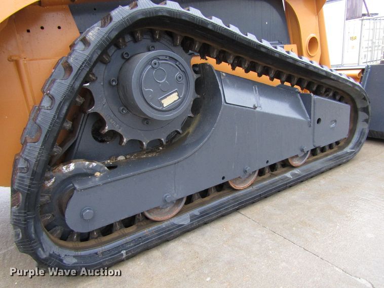 image for item FD9333 2008 Case 420CT Series 3 skid steer