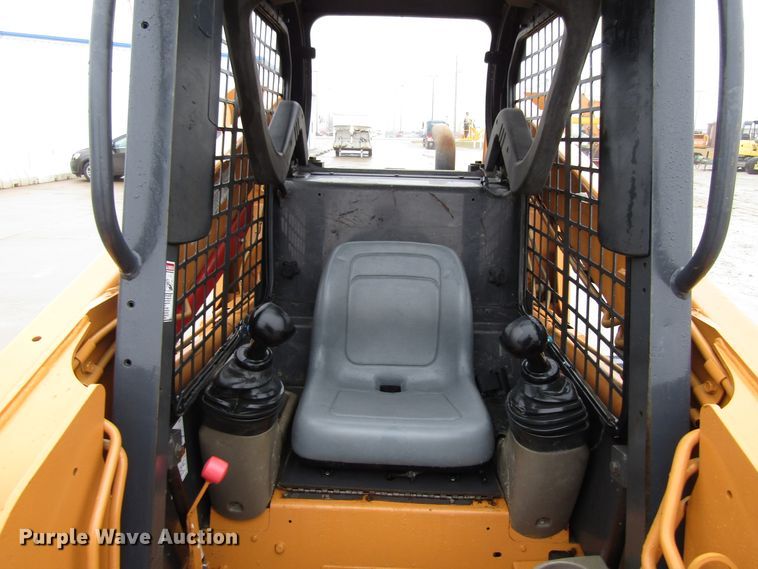 image for item FD9333 2008 Case 420CT Series 3 skid steer
