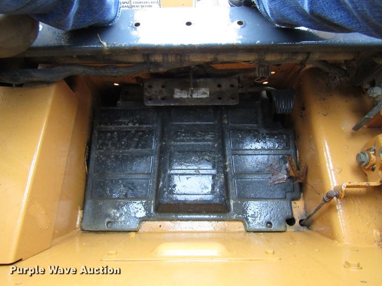 image for item FD9333 2008 Case 420CT Series 3 skid steer