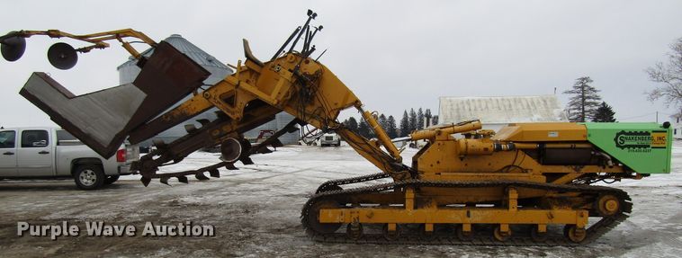 image for item FD9334 1974 Hoes 684 trencher