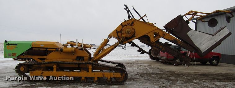 image for item FD9334 1974 Hoes 684 trencher