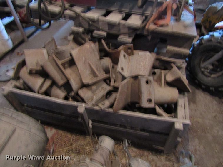 image for item FD9334 1974 Hoes 684 trencher