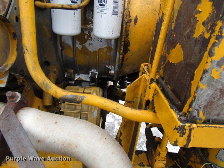 image for item FD9334 1974 Hoes 684 trencher