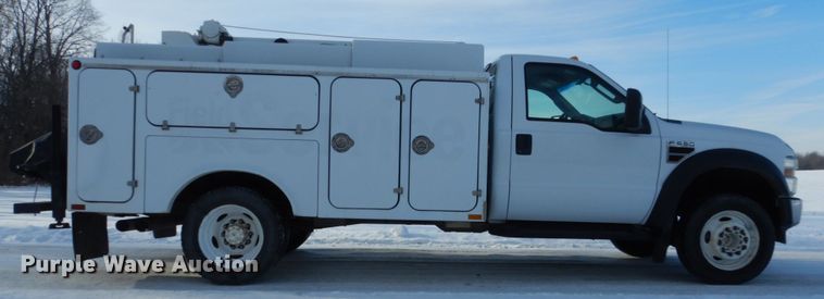 image for item FU9061 2009 Ford F550 service truck