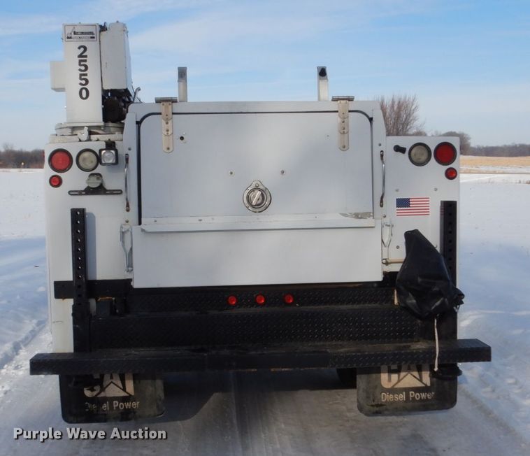 image for item FU9061 2009 Ford F550 service truck