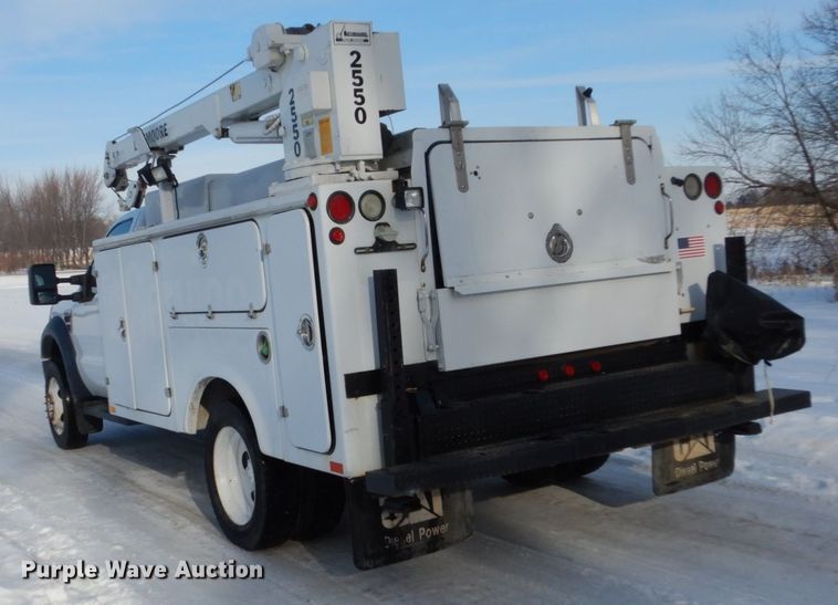 image for item FU9061 2009 Ford F550 service truck